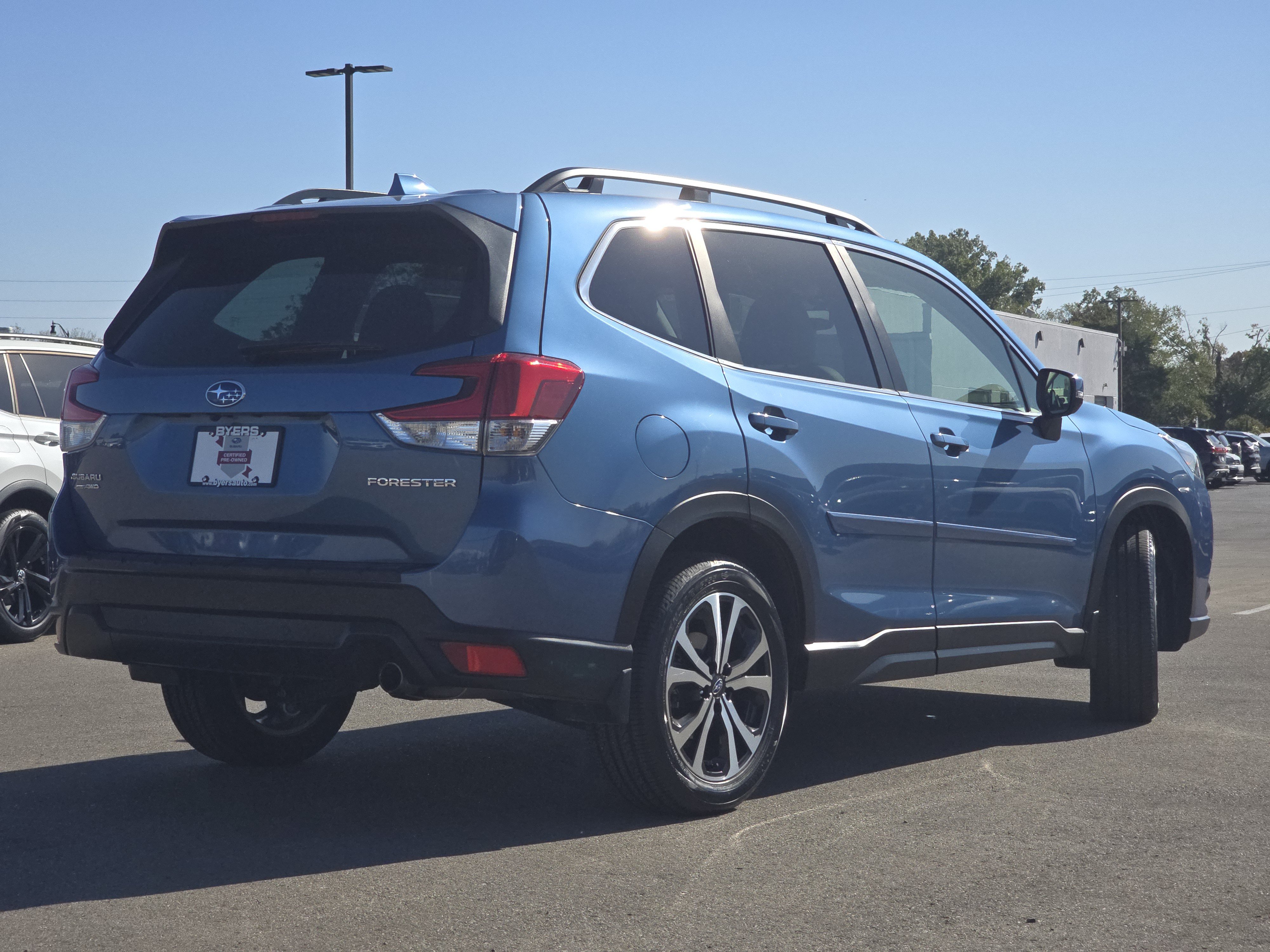 Certified 2023 Subaru Forester Limited AWD/4WD image 7