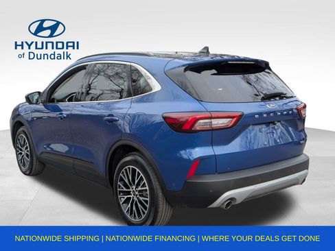 Used 2023 Ford Escape SE w/ PHEV Premium Package image 3