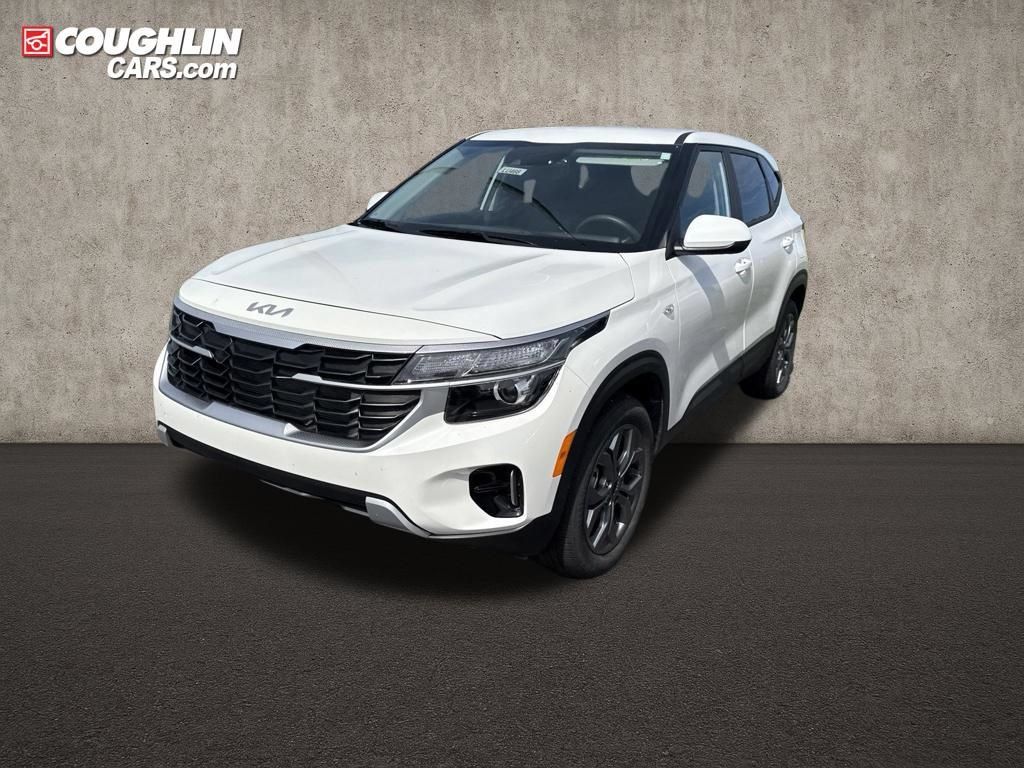 Used 2025 Kia Seltos LX AWD/4WD image 5