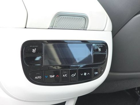 New 2026 Hyundai Ioniq 9 SEL AWD/4WD image 11