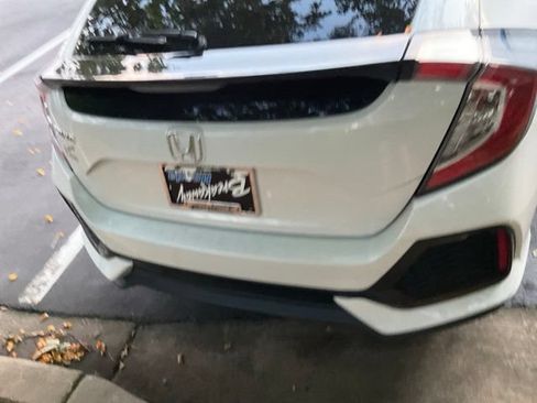 Used 2018 Honda Civic EX-L image 7