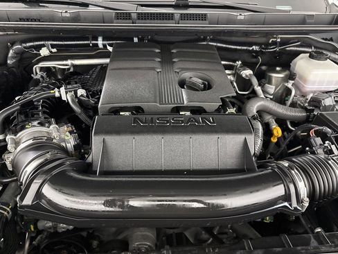 Used 2023 Nissan Frontier SV w/ Midnight Edition Package image 30