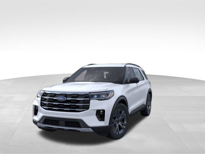 Used 2026 Ford Explorer Active w/ Active Comfort Package AWD/4WD image 2