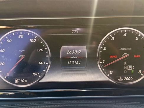 Used 2015 Mercedes-Benz S 550 4MATIC Sedan image 32