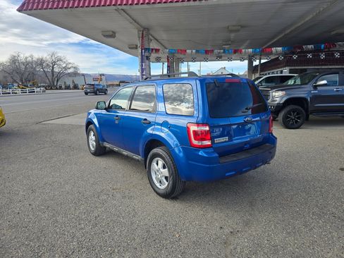 Used 2011 Ford Escape XLT image 4