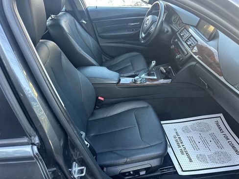 Used 2014 BMW 328i xDrive Sedan w/ Premium Package image 11