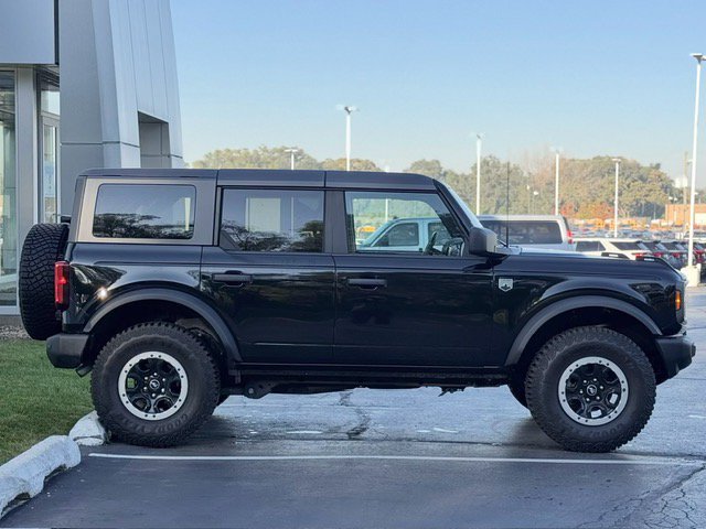 Certified 2024 Ford Bronco Big Bend w/ Sasquatch Package AWD/4WD image 6