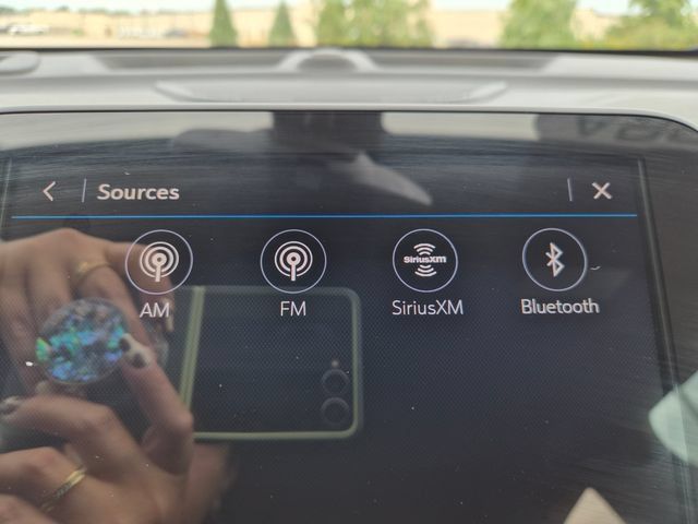 Used 2023 Chevrolet Equinox RS w/ RS Leather Package FWD image 27