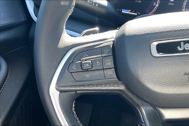 New 2026 Jeep Grand Cherokee 4WD image 18