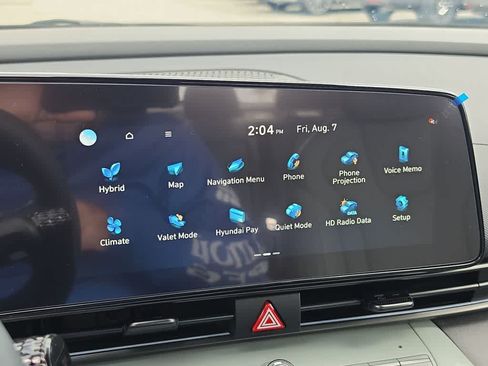 New 2026 Hyundai Elantra Limited FWD image 30