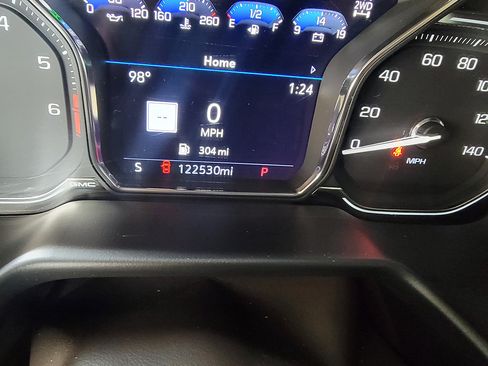 Used 2021 GMC Yukon SLT w/ SLT Luxury Plus Package AWD/4WD image 21