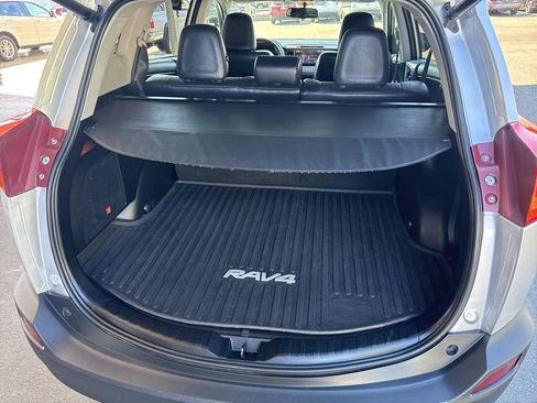 Used 2013 Toyota RAV4 Limited FWD image 23