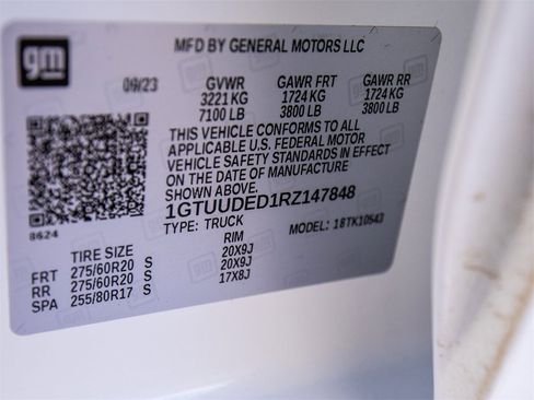 Used 2024 GMC Sierra 1500 SLT w/ SLT Convenience Package image 35