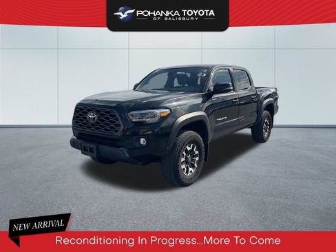 Used 2023 Toyota Tacoma TRD Off-Road w/ Technology Package AWD/4WD image 1