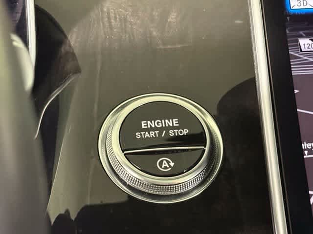 Used 2022 Mercedes-Benz S 580 4MATIC Sedan image 29
