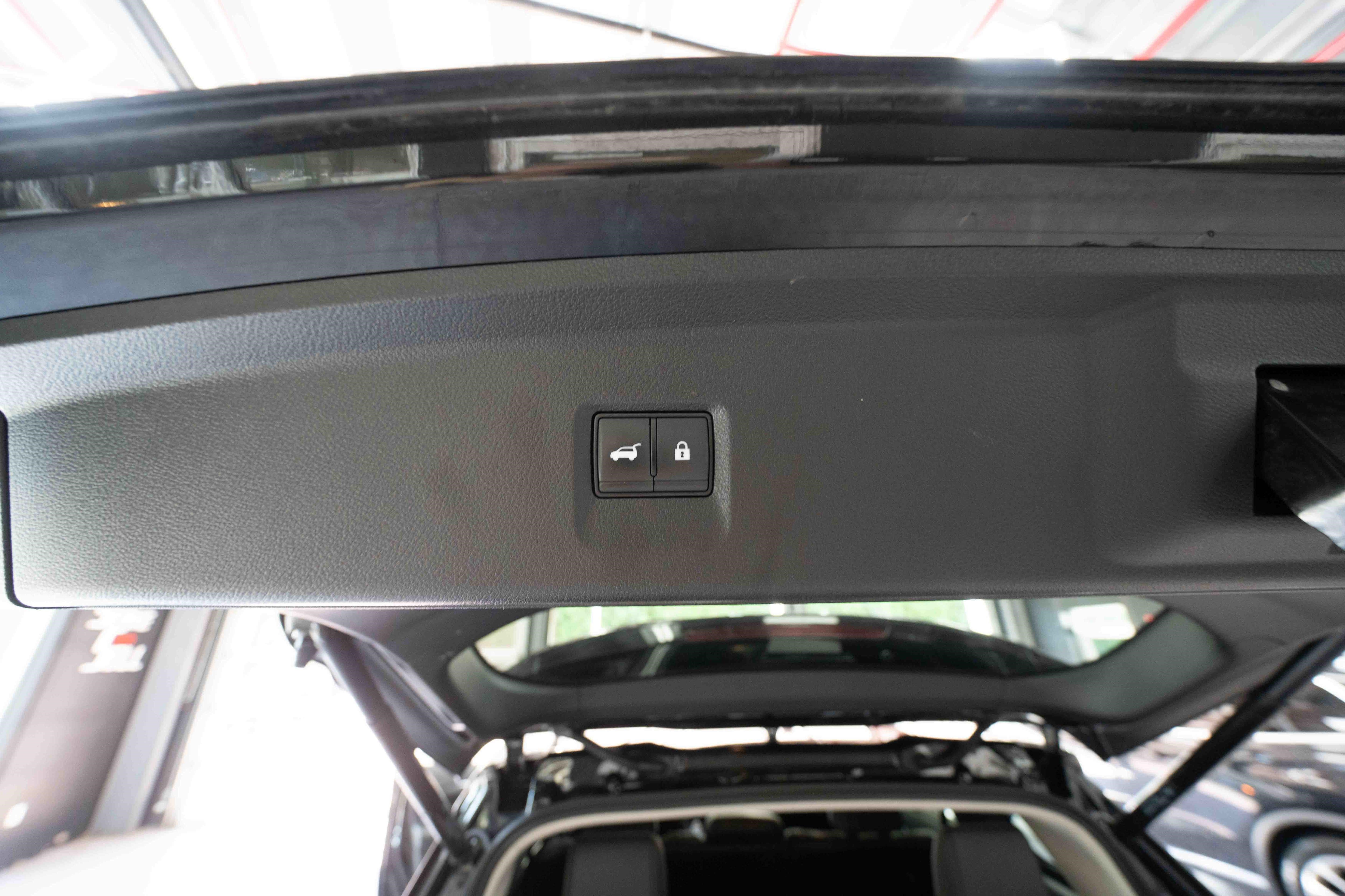 Used 2026 INFINITI QX60 Luxe w/ Cargo Package AWD/4WD image 29