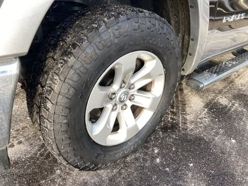 Used 2019 RAM 1500 Laramie image 6