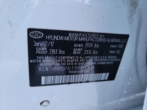 Used 2017 Hyundai Elantra SE image 22