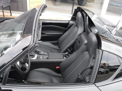 Used 2025 MAZDA MX-5 Miata RF Grand Touring w/ Weather Package image 6