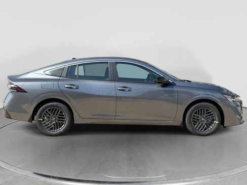 New 2026 Nissan Sentra SV w/ SV Convenience Package FWD image 2