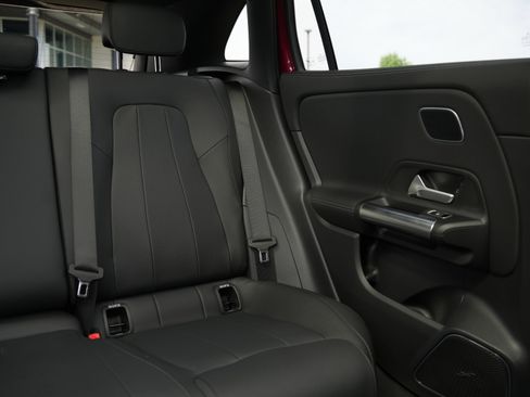 New 2026 Mercedes-Benz GLA 250 4MATIC image 36