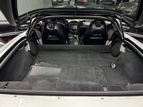 Used 2001 Chevrolet Corvette Coupe w/ Preferred Equipment Group2 image 34