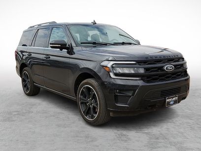 Used 2023 Ford Expedition Limited