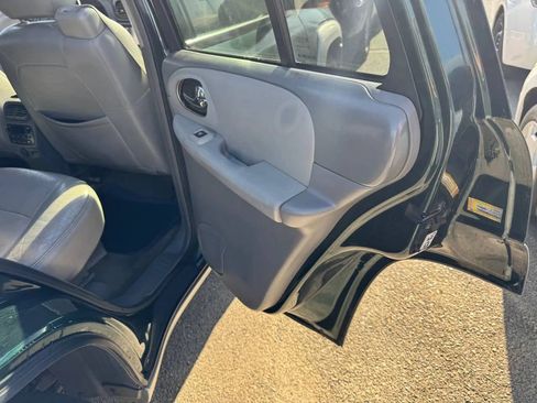Used 2005 Chevrolet TrailBlazer LT image 14