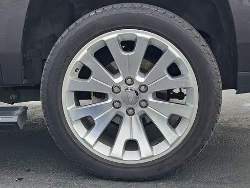 Used 2018 Cadillac Escalade ESV Premium Luxury image 13