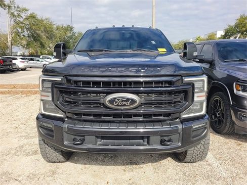 Used 2022 Ford F250 Lariat w/ Black Appearance Package image 2