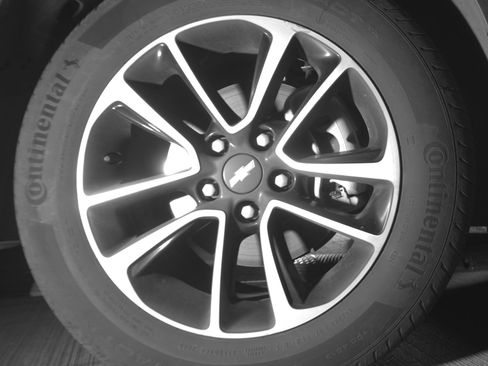 Used 2025 Chevrolet TrailBlazer LT FWD image 13