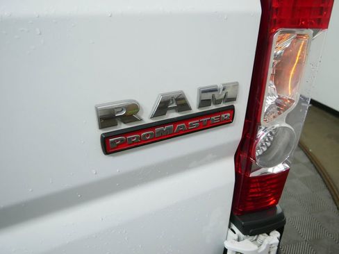 Used 2021 RAM ProMaster 2500 w/ Convenience Group image 8