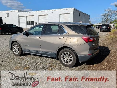 Used 2019 Chevrolet Equinox LT image 3