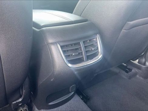 Used 2024 Chevrolet Malibu LT image 38