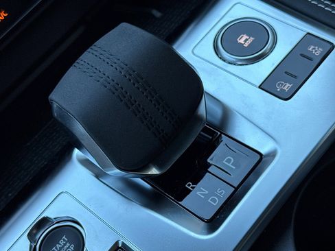 New 2026 Jaguar F-PACE R-Dynamic S image 23