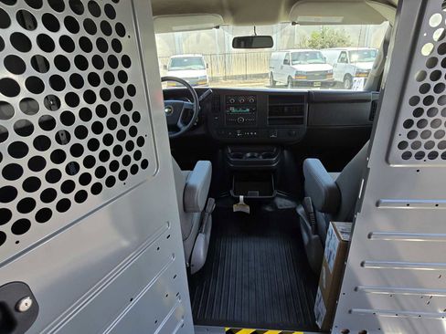 New 2025 Chevrolet Express 2500 w/ Driver Convenience Package image 21