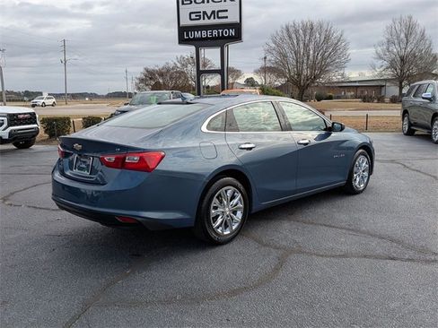 Used 2024 Chevrolet Malibu LT image 3