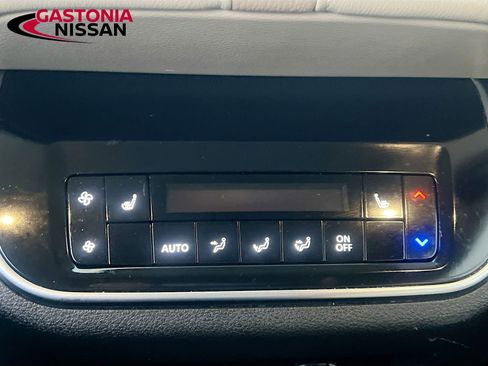 Used 2025 Nissan Armada Platinum w/ Convenience Package image 35