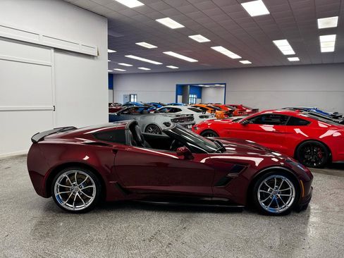 Used 2019 Chevrolet Corvette Grand Sport RWD image 6