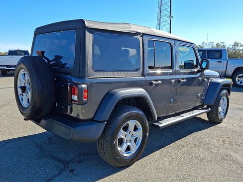 Used 2021 Jeep Wrangler Unlimited Sport image 7