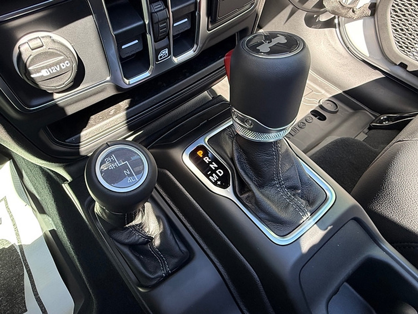 New 2027 Jeep Wrangler Unlimited Sahara AWD/4WD image 27