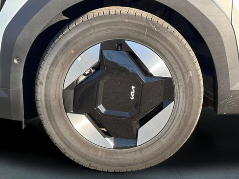 New 2026 Kia EV9 Wind image 26
