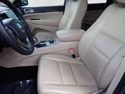 Used 2021 Jeep Grand Cherokee Limited AWD/4WD image 13