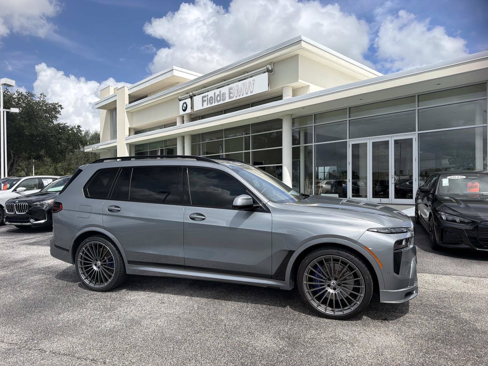Used 2025 BMW ALPINA XB7 AWD/4WD image 1