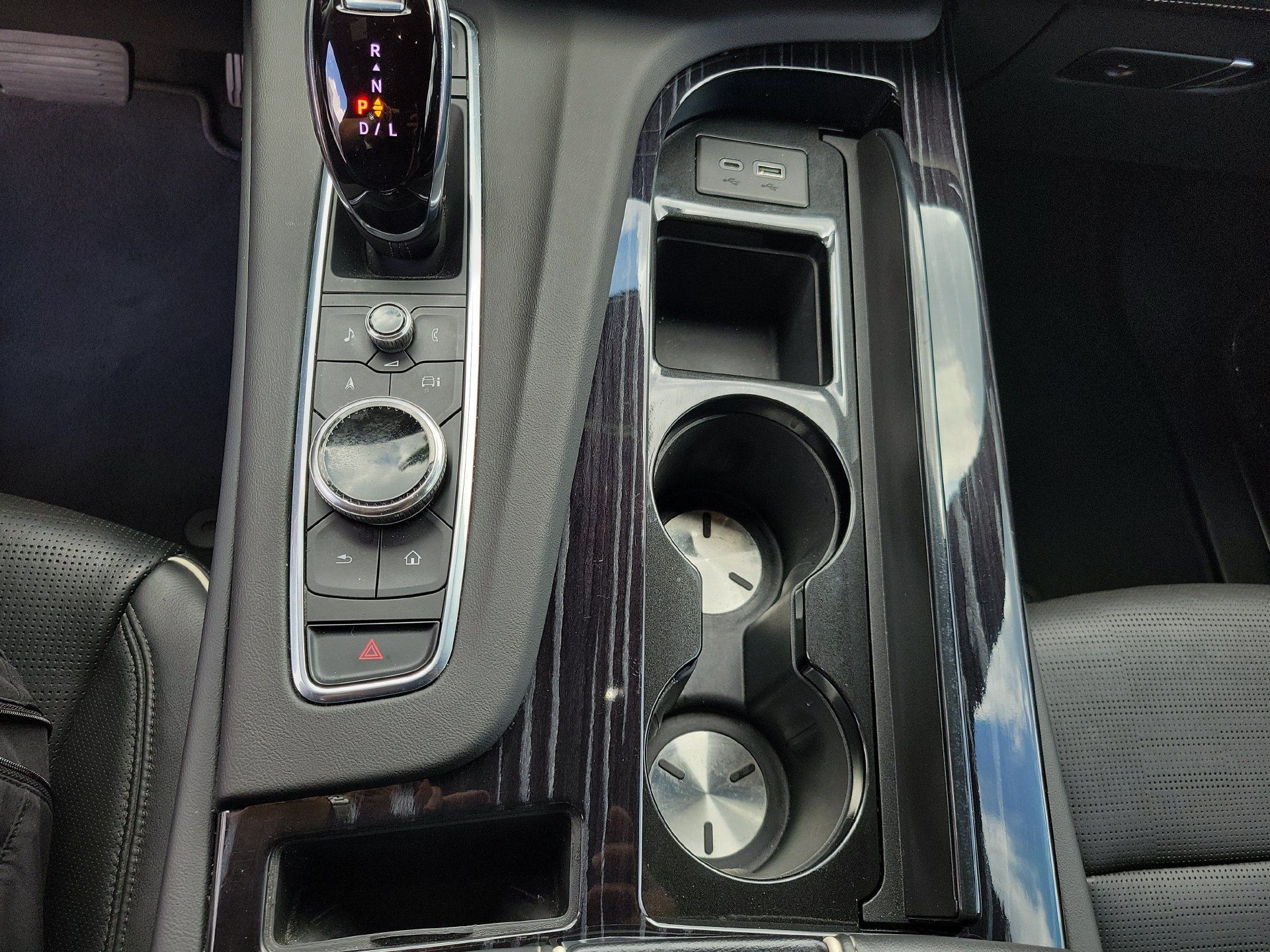 Used 2022 Cadillac Escalade ESV Sport w/ Touring Package AWD/4WD image 43