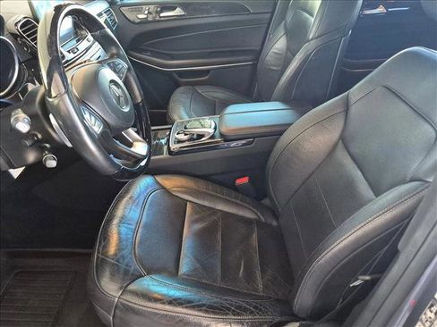 Used 2019 Mercedes-Benz GLS 550 4MATIC image 16