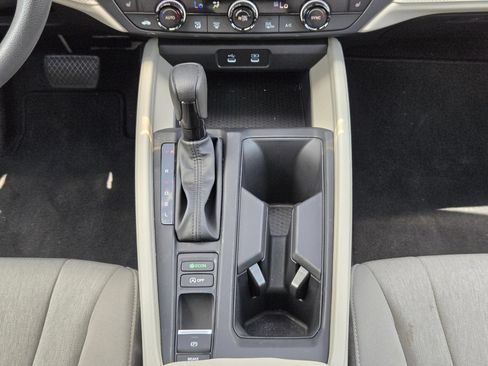 Certified 2025 Honda Accord SE image 19