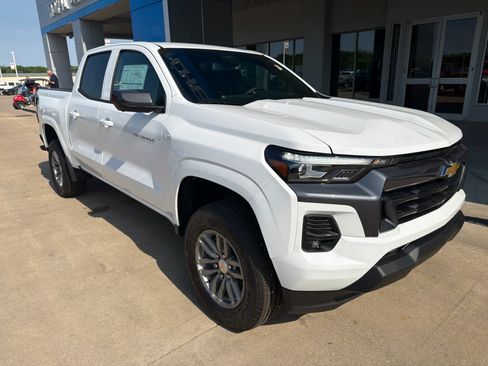 New 2026 Chevrolet Colorado LT w/ LT Convenience Package RWD image 9