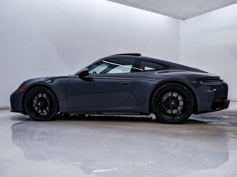 New 2026 Porsche 911 Carrera GTS image 2