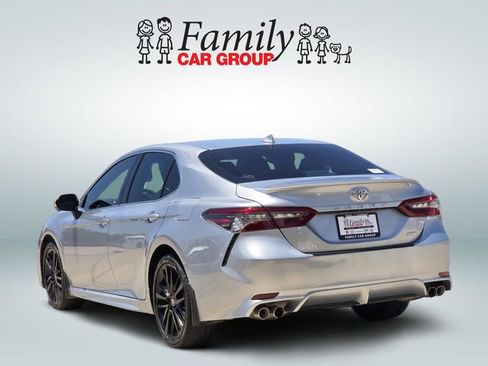 Used 2023 Toyota Camry XSE FWD image 3